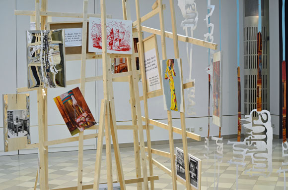 Martin von Ostrowski, Susanne Pomrehn: Gebrüder Grimm - constructed, Installation in  
						der Humboldtuniversität zu Berlin,  Universitätshauptgebäuude, östlicher Lichthof, 6. März - 30. März 2017