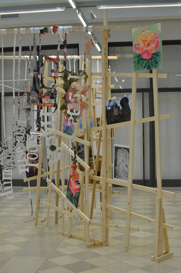 Martin von Ostrowski, Susanne Pomrehn: Gebrüder Grimm - constructed, Installation in  
						der Humboldtuniversität zu Berlin,  Universitätshauptgebäuude, östlicher Lichthof, 6. März - 30. März 2017